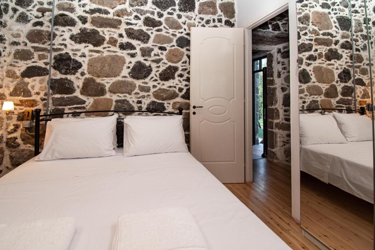 דירות Skála Plousiadi΄S Stone House מראה חיצוני תמונה